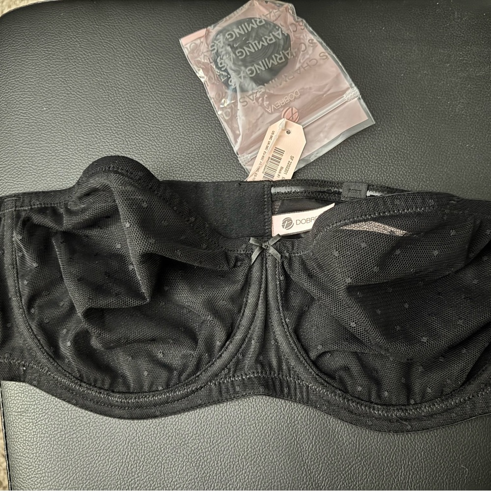 Black, lace, strapless Women's Bra